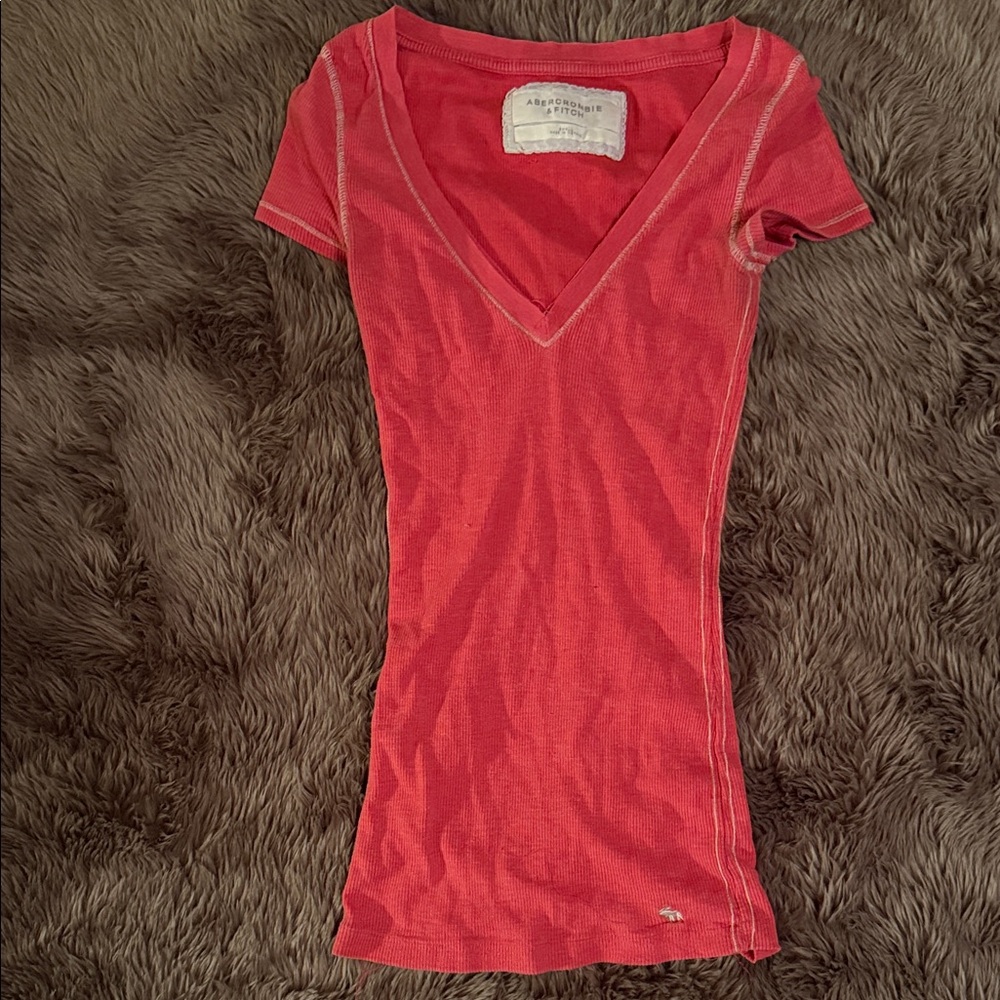 Abercrombie & Fitch Sun Washed Heathered Red Ribbed V-Neck Tee Small Vintage